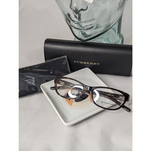 Auth. Burberry low profile glasses